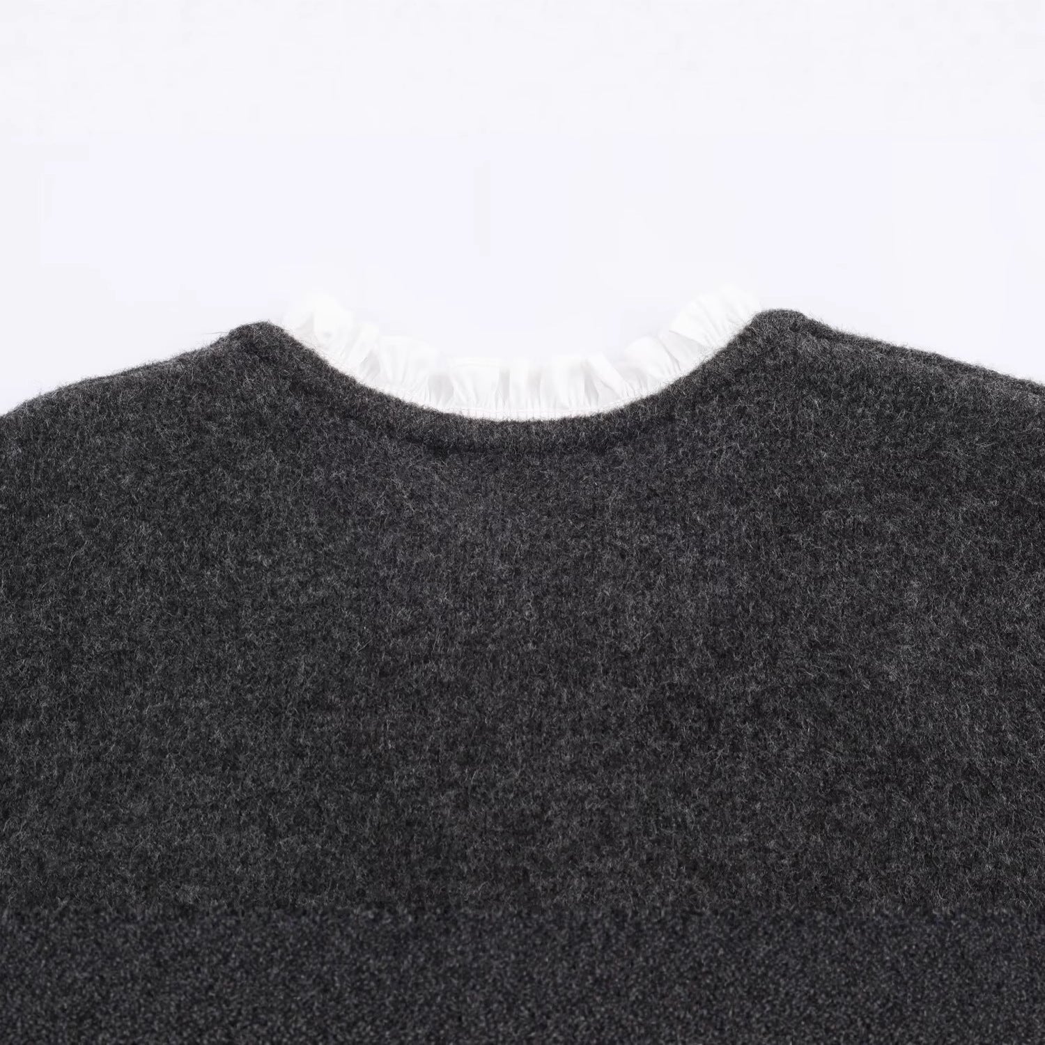 Color blocked patchwork long sleeved single breasted solid color knitted sweater for women