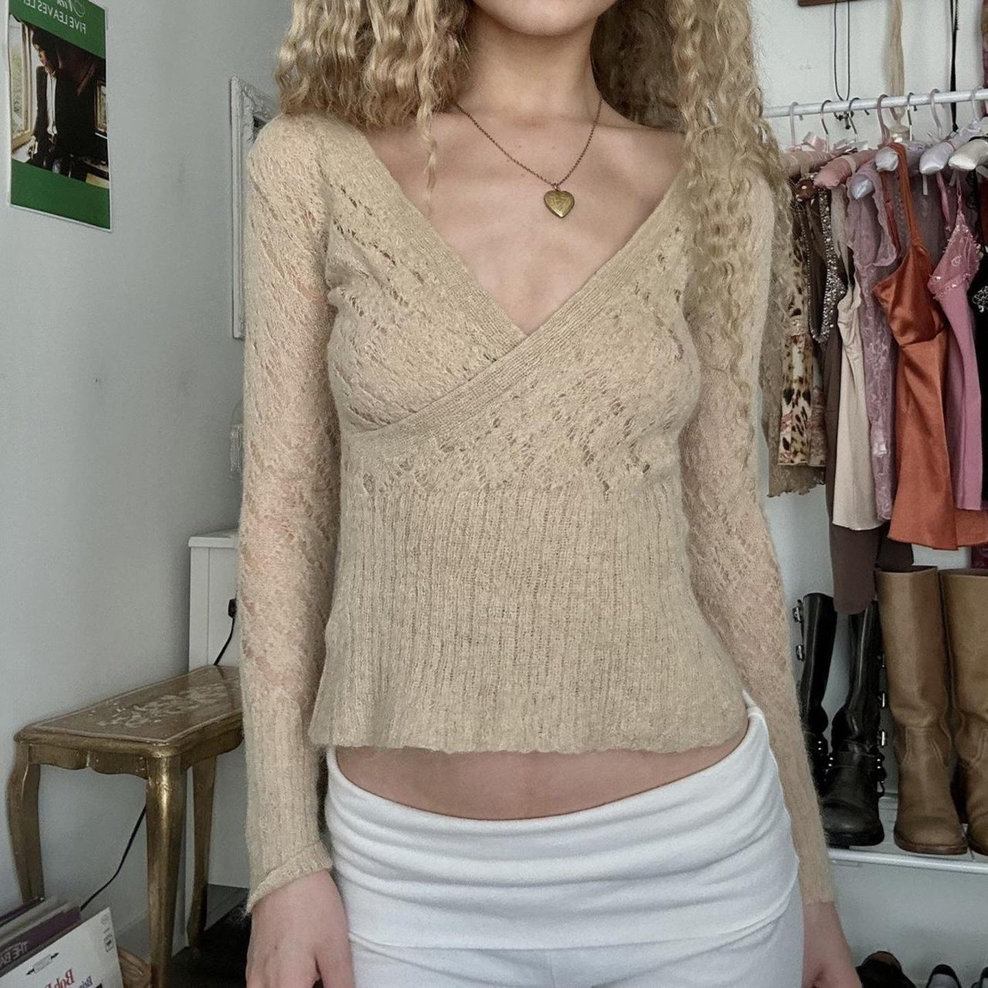 Vintage V-Neck Body-Conscious Hollow Knit Sweater with Lace-Up Detail, Elegant and Simple Long Sleeve Top